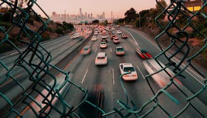 M体育下载-TTG第二局赛中语音回放：蓝可以给留人；这个节奏对了